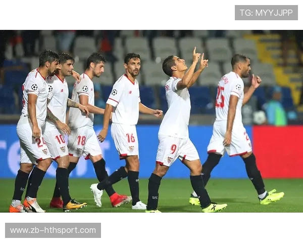 奥林匹亚科斯福图尼斯多次精准挑传引发掌声